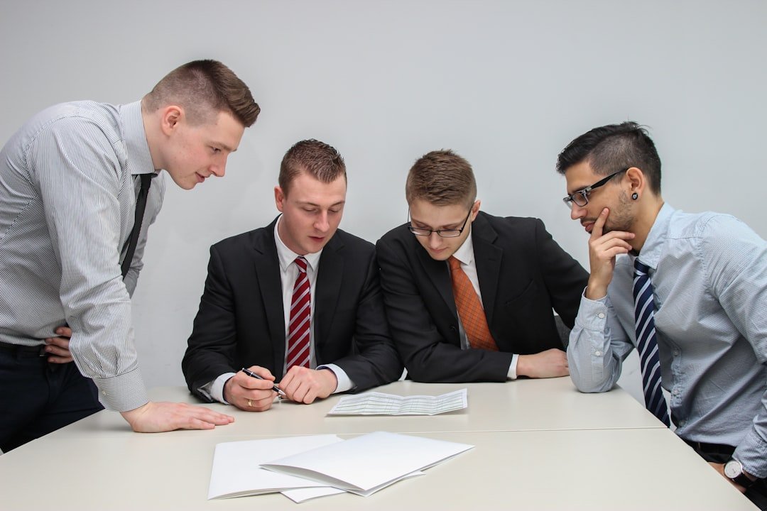 What Should an AI Governance Policy Include? 3 AI governance policy