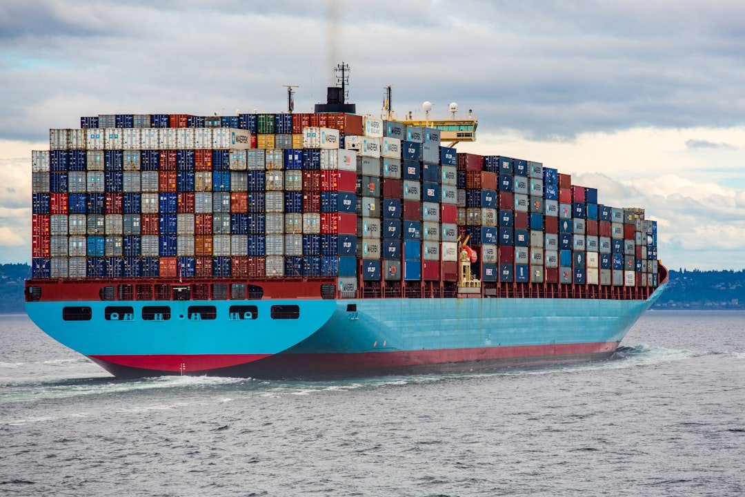 How Can Canadian Companies Diversify Beyond the U.S. Market? 1 Canadian companies diversify beyond the U.S. market through global exports