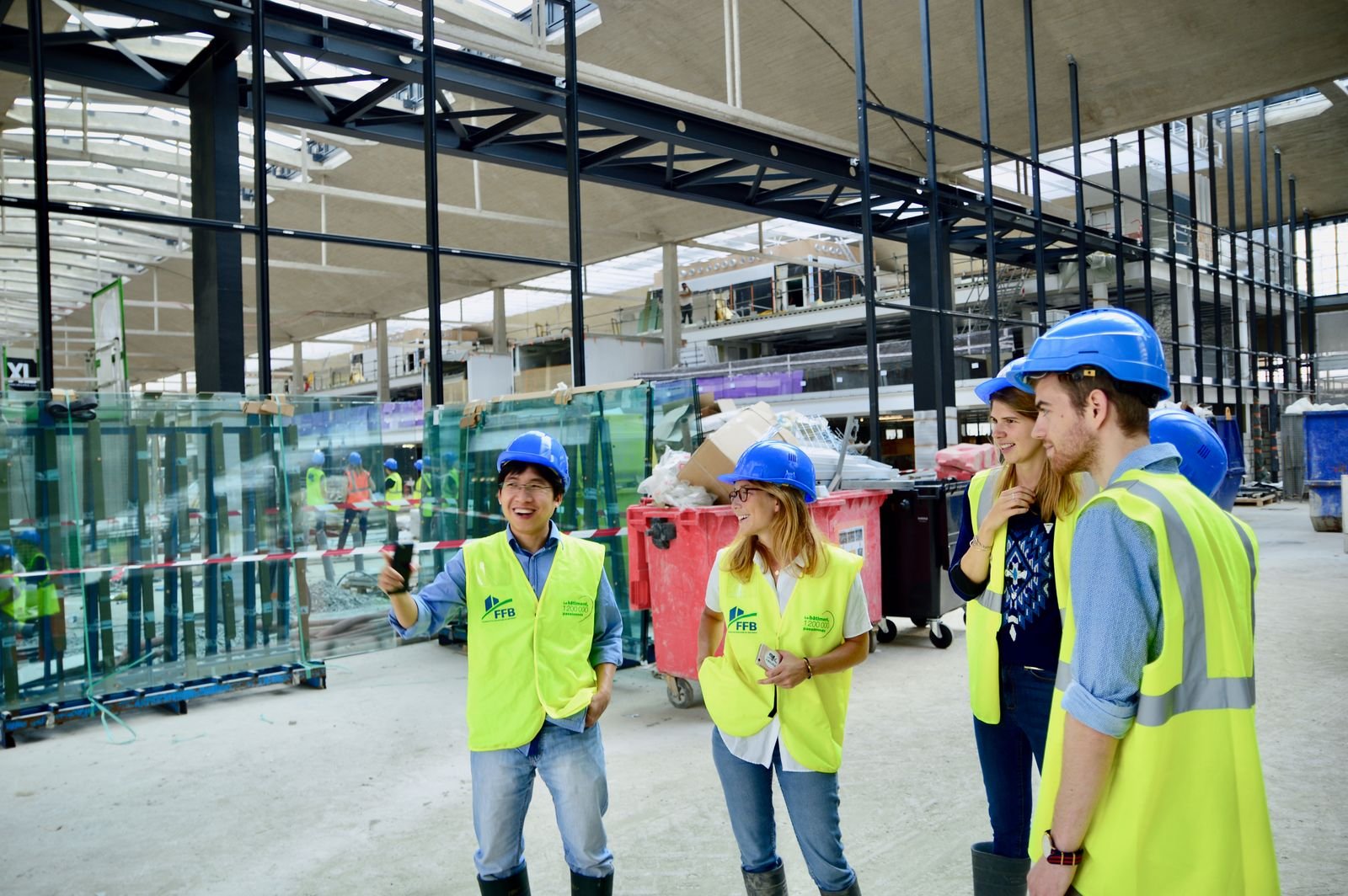 How Can Canadian Businesses Improve Productivity? 3 Construction team planning work to improve productivity