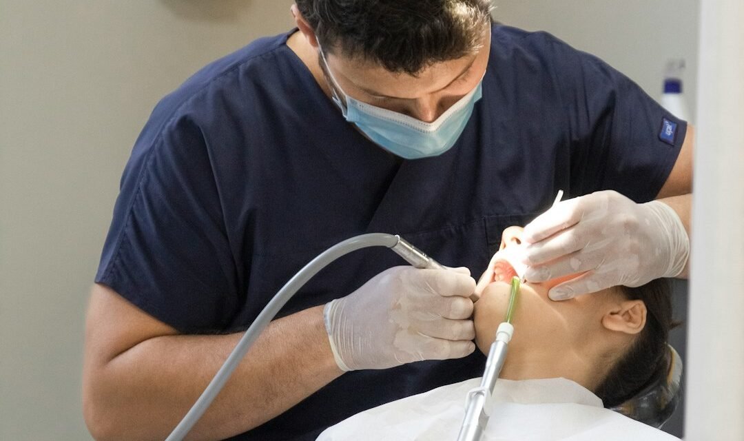 How Can SMEs Remove Bottlenecks from Core Processes? 3 Dental team coordinating a time-sensitive clinical workflow