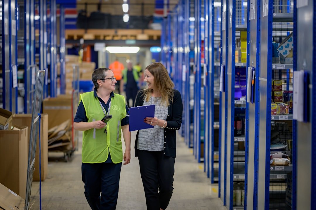 What Metrics Should Executives Track During Business Growth? 4 Operational business growth metrics reviewed in a warehouse