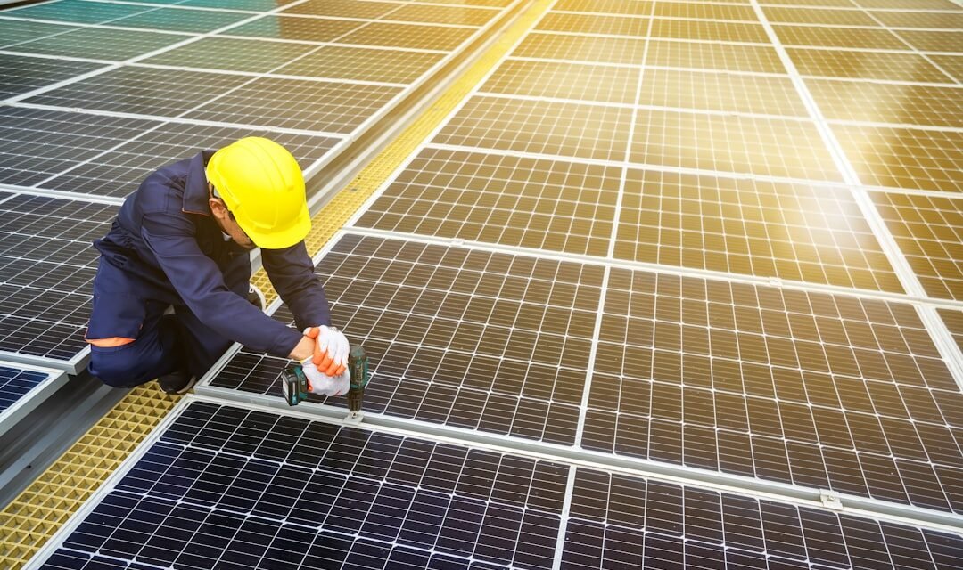 What Is the Difference Between Efficiency and Effectiveness? 4 Solar technician completing an effective equipment inspection