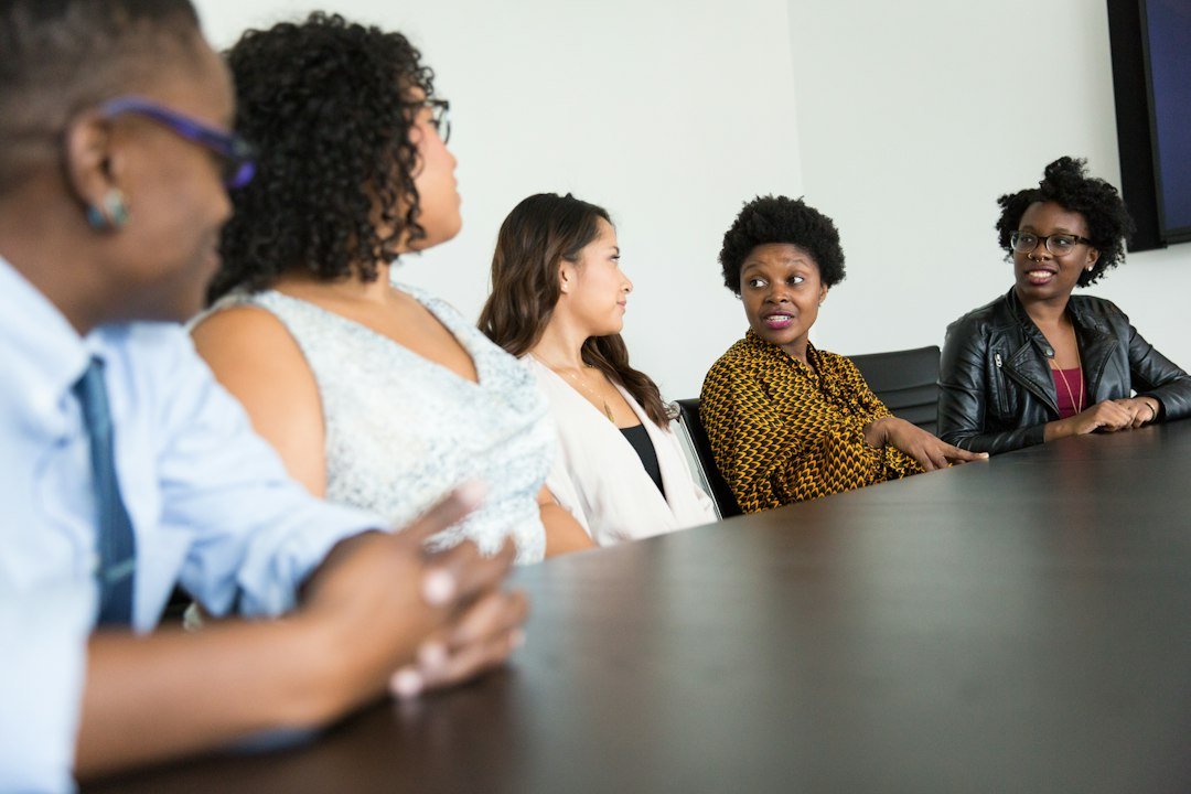 Should AI Training Be Different for Leaders, Specialists and Frontline Staff? 1 should AI training be different for leaders, specialists and frontline staff